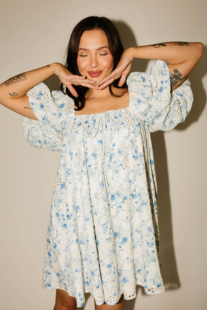 fresh blooms puff sleeve dress // blue *zoco exclusive*