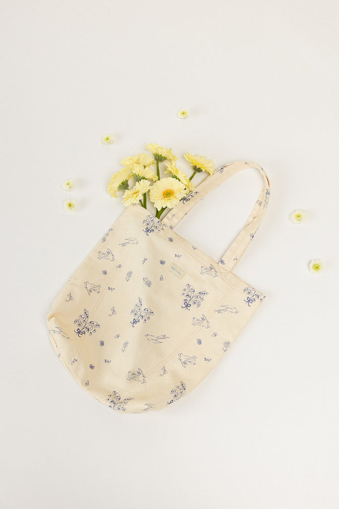 zoco hunny tote bag // bunnies